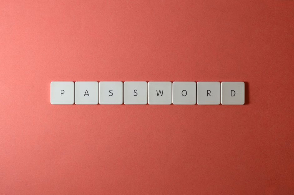 Bitwarden Parola Yöneticisi Kurulumu ve Güvenli Kullanım
