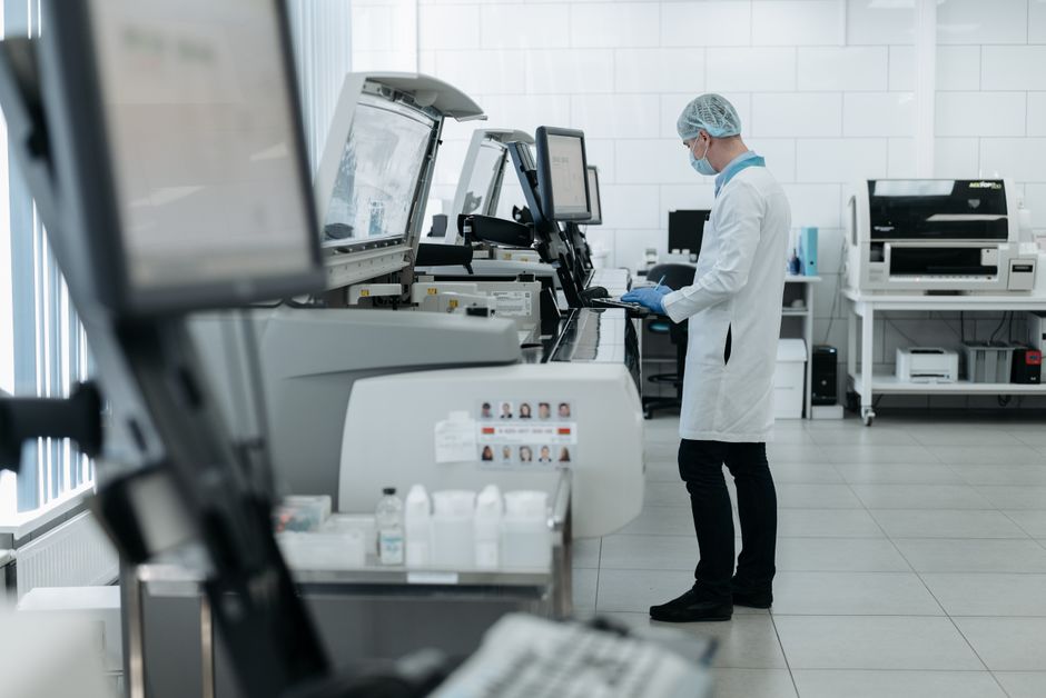 Ev Laboratuvarında Güvenli ve Uygun Maliyetli Test Ortamı